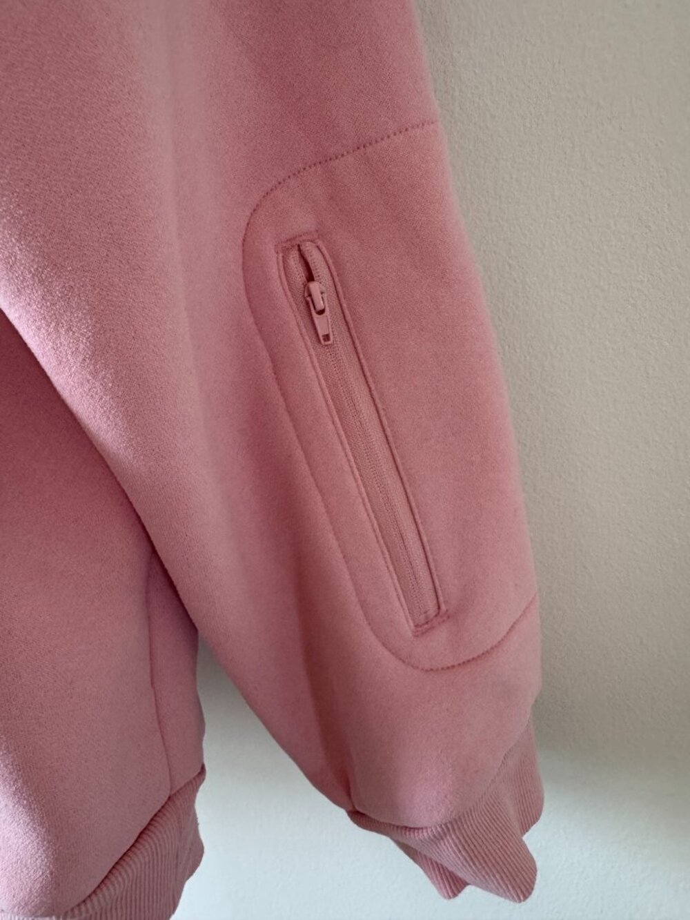 Comfrt Airplane Mode Travel Hoodie Pink - Picture 16 of 16